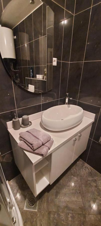 Apartment Tin Kaštela Kültér fotó