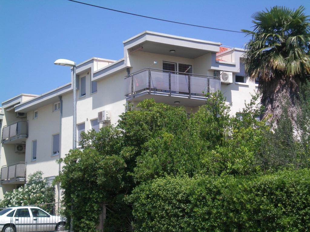 Apartment Tin Kaštela Kültér fotó